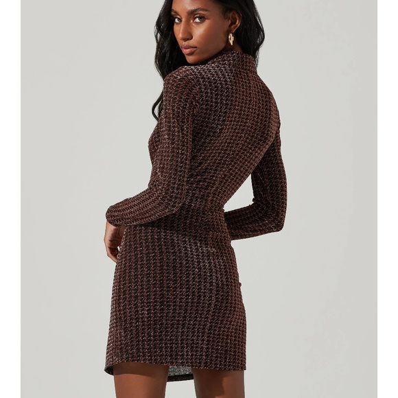 ASTR The Label - Nia Copper Metallic Houndstooth Mini Dress | Small |NWOT / New - Picture 3 of 8